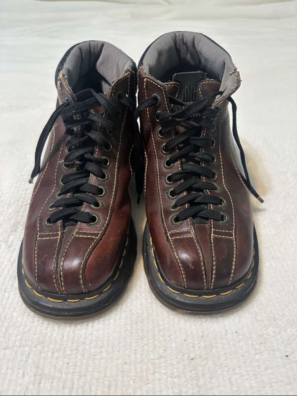 Men's Dr. Martens Brown Leather Lace-Up Boots size 7 woman’s size 9